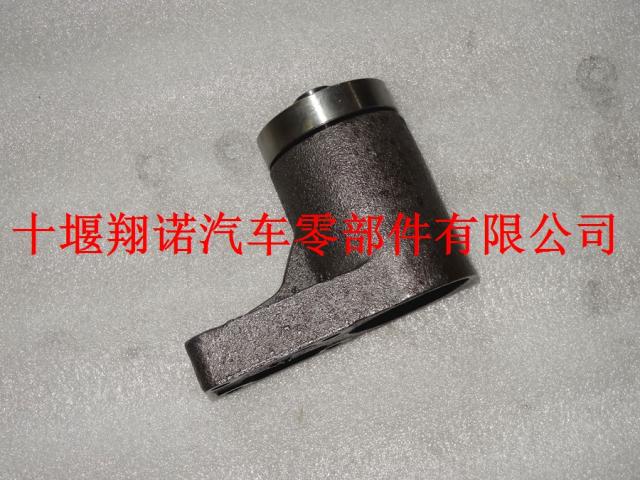 东风康明斯发动机6BT工程机械风扇支架3913433