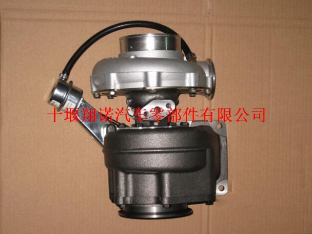 重汽HX55W涡轮增压器2842275 VG1095110096 