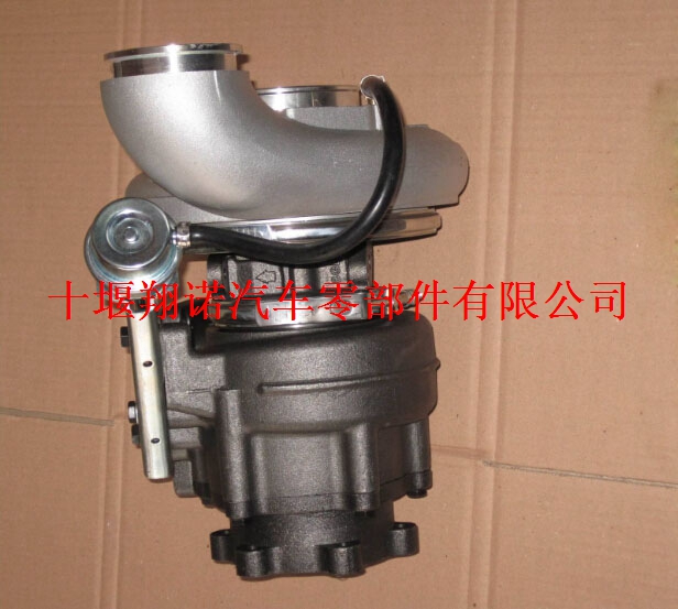 解放J6锡柴390发动机HX55W涡轮增压器2841438 1118010AM01-074A