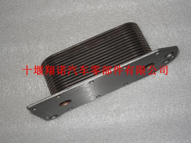 东风康明斯ISLE机油冷却器芯 3966365  5284362 3957533 3944464 3943460