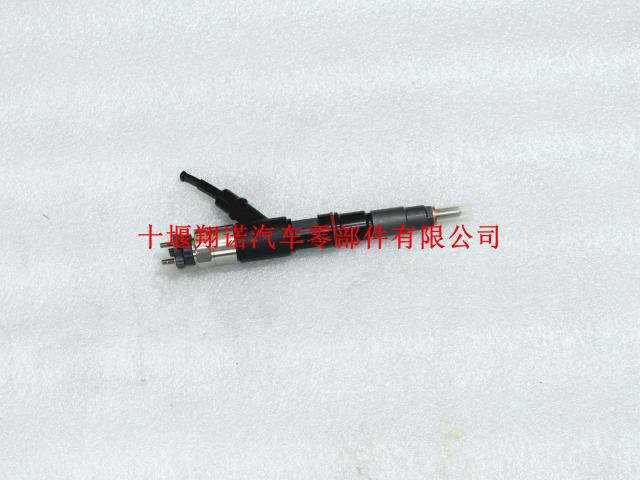 福田康明斯ISF3.8发动机喷油器 5296723