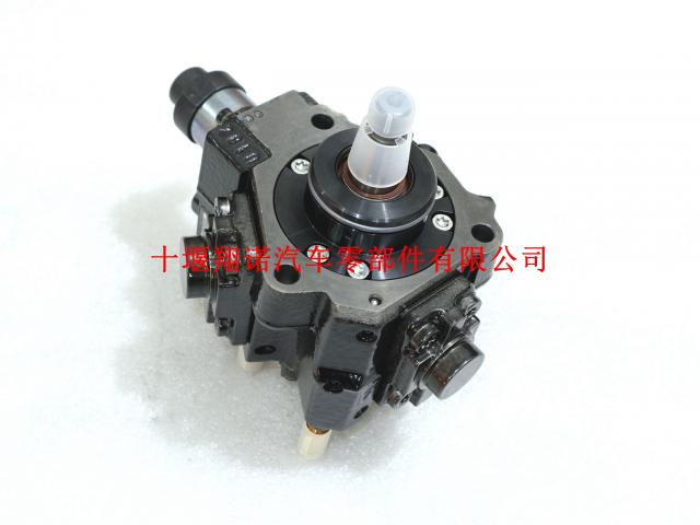 福田康明斯发动机总成ISF2.8博世燃油泵4990601 0445020119