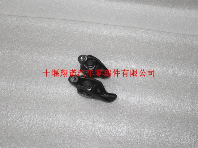 东风康明斯天龙发动机气门摇臂总成 5253887
