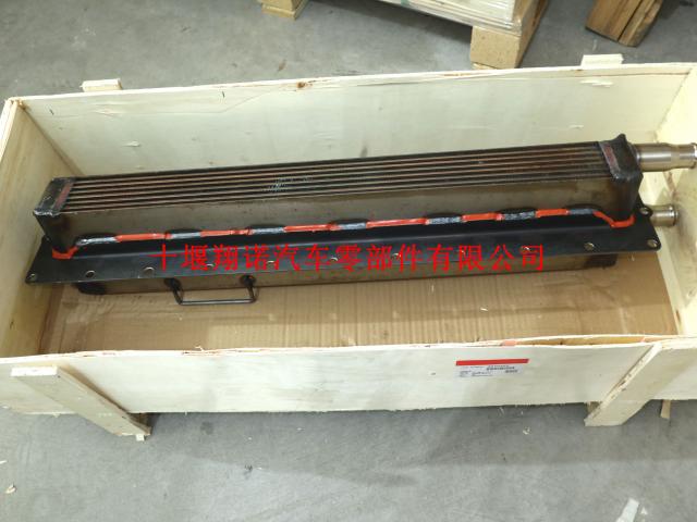 康明斯K19工程机械发动机中冷器芯 4910355 3001299 206807