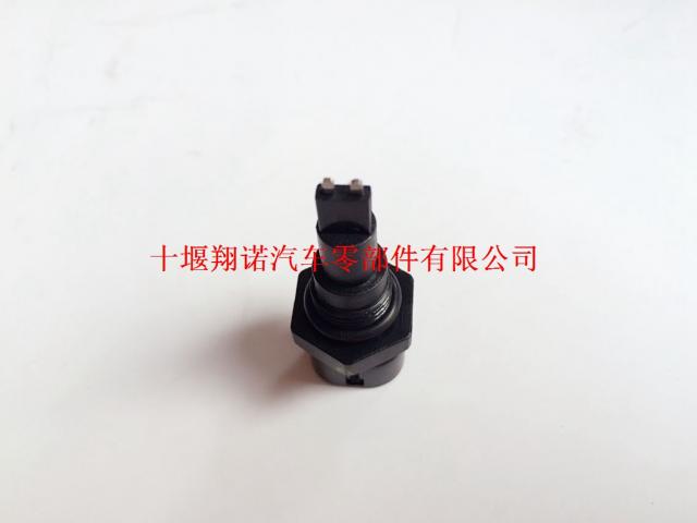 东风天龙柴油滤芯滤杯沉淀传感器 A035P589 F076-078