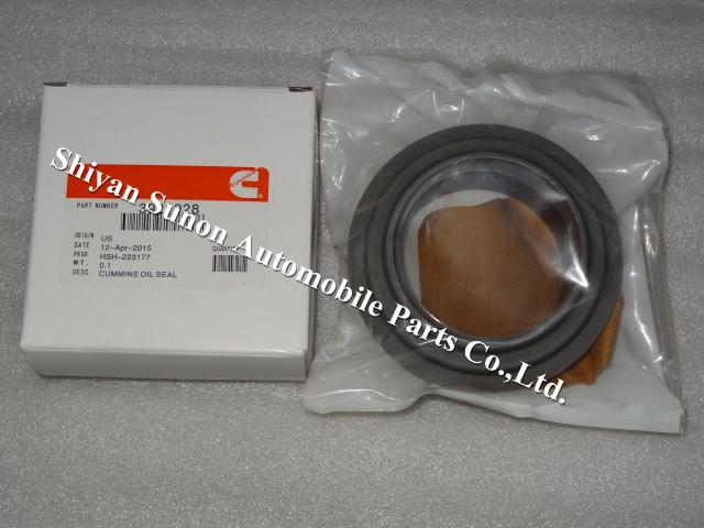 DCEC cummins front oil seal 6L 3921928 crankshaft front oil seal