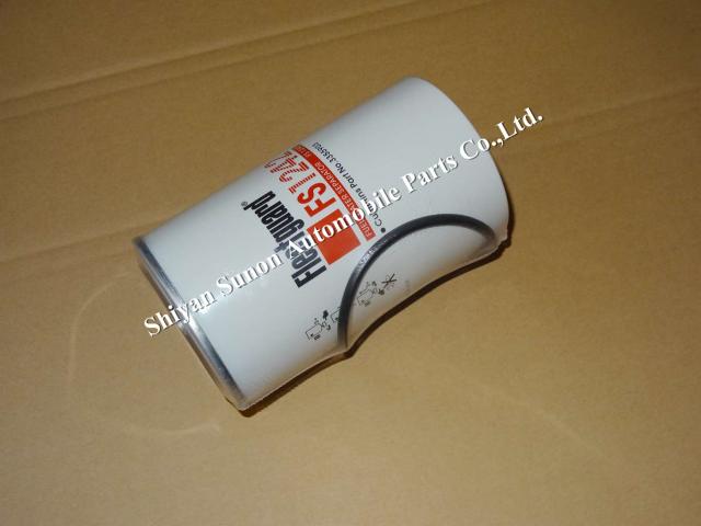 cummins fleetguard fuel filter FS1242