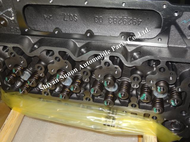 Cummins Diesel Engine Auto Parts cylinder head 4929283 4941496
