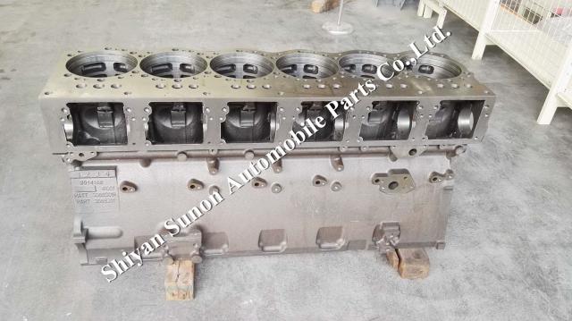 Cummins KTA19 cylinder block 3811921 3060545 3028439