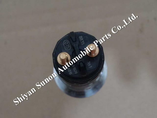 ISDE engine fuel injector assembly 0445120161