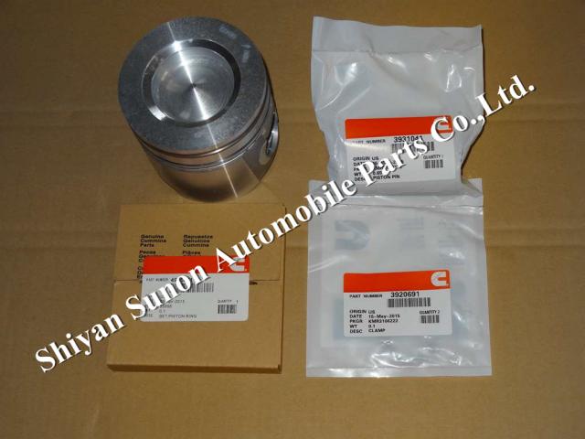 Cummins ISBE Piston Kit 4955642