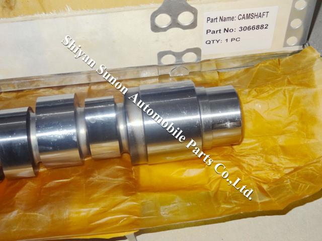 Cummins KTA19 Camshaft 3066882