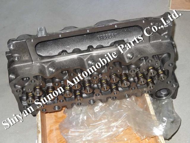 Cummins Diesel Engine parts cylinder head 4929283 4941496
