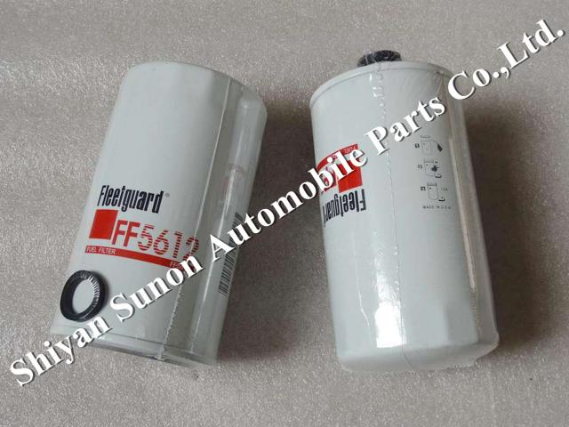 Cummins diesel engine fuel filter ISDe 4989106 FF5612