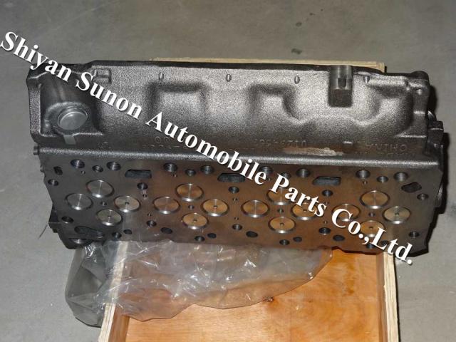 Cummins Diesel Engine Parts Cylinder Head 4941496