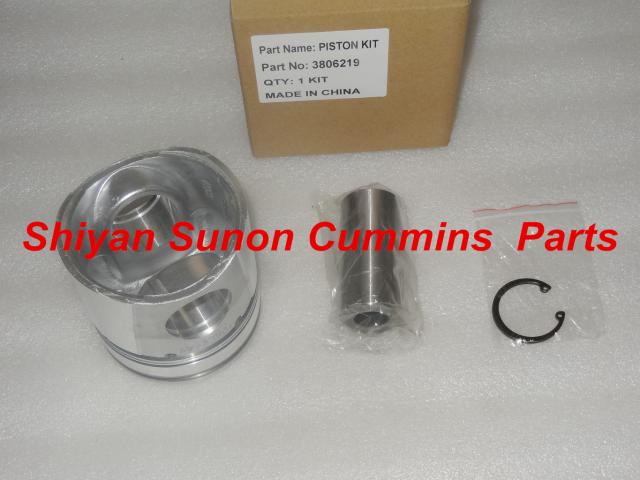 Engine piston kit 3806219