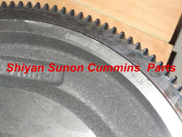 Genuine DCEC ISDe diesel engine spare parts 4981723 4981721 flywheel assy
