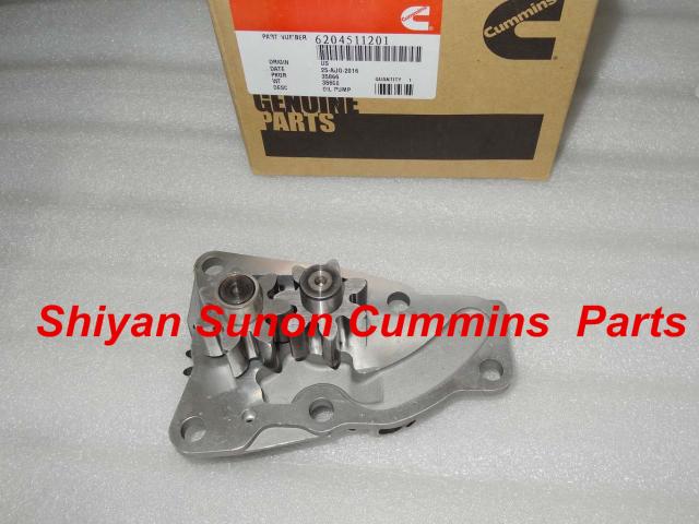 Cummins Diesel Engine oil pump B3.3 6204511201 Oil Pump For PC60-7 Excavator truck part