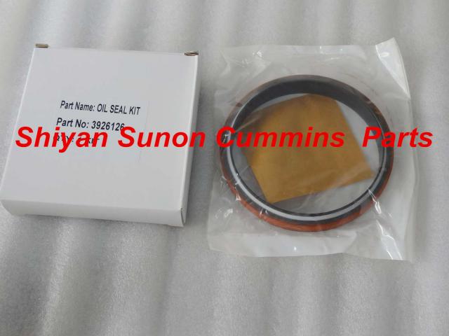 Crankshaft Oil Seal for Cummins Diesel Engine 6BT 4024883 3909410 6CT 3926126 3925343